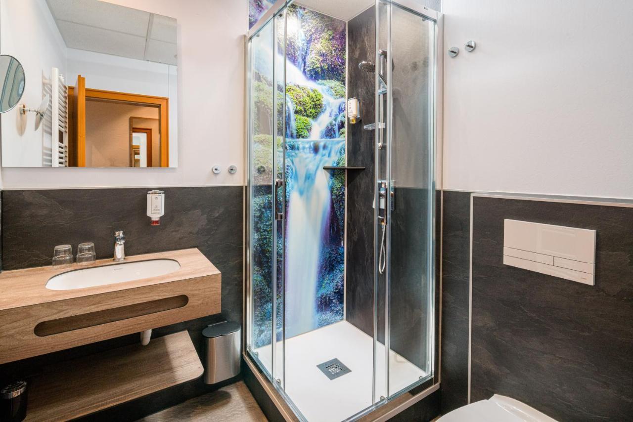 Hotel Cafe Adler 24H Self Check In Triberg im Schwarzwald Zewnętrze zdjęcie